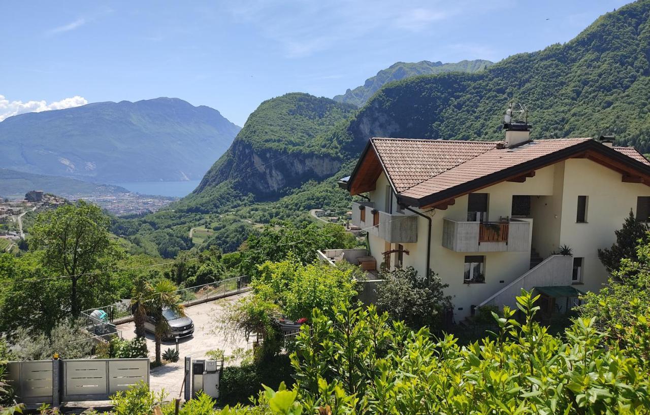 Villa Dream Alla Beppa Tenno Bagian luar foto