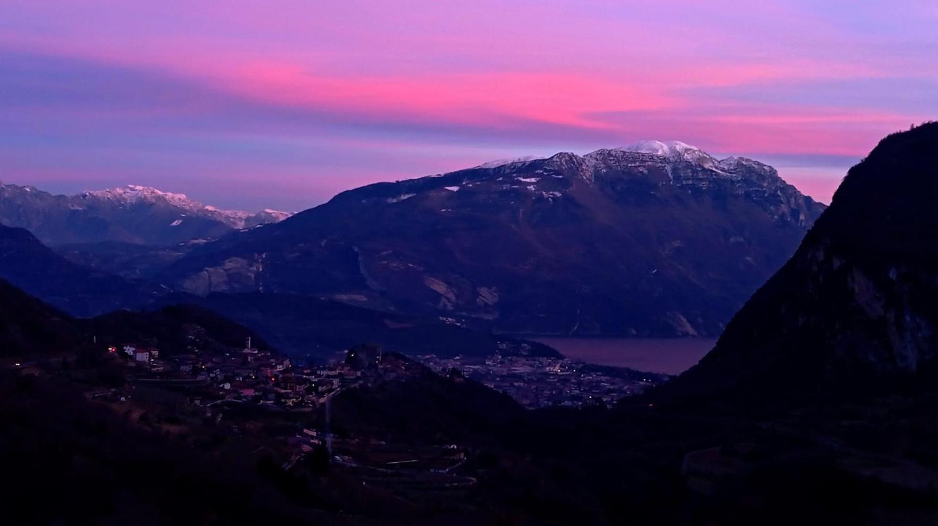 Villa Dream Alla Beppa Tenno Bagian luar foto